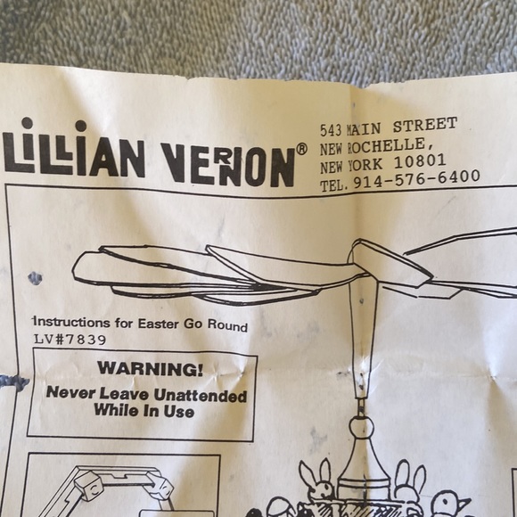 Vintage Lillian Vernon Easter carousel with fan and candles - Picture 12 of 12